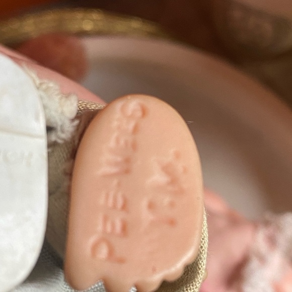 Two pee wee collectible dolls - Picture 3 of 4